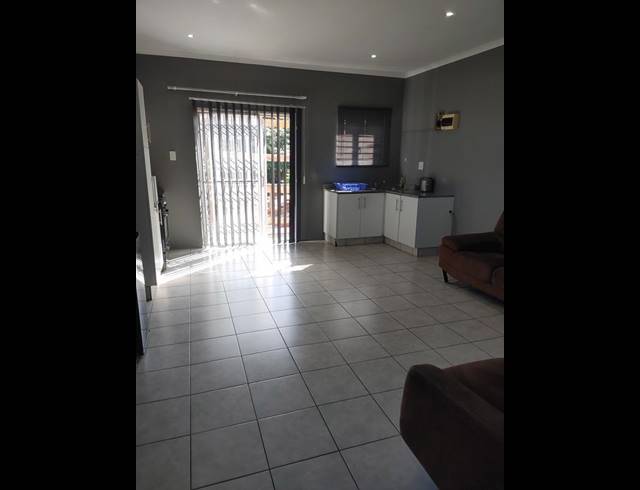 1 BEDROOM PROPERTY TO RENT IN PARK HILL